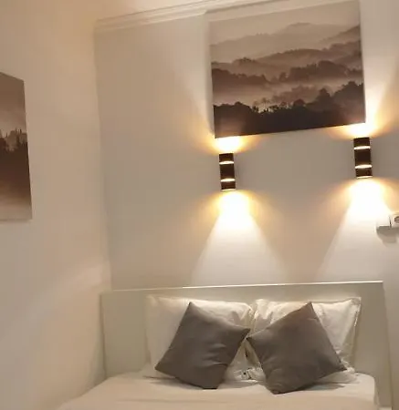 - Antonio Pedro * Lisboa