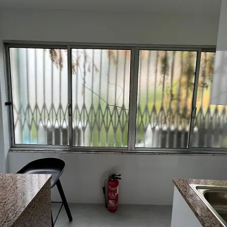 - Antonio Pedro Rum i privatbostad *