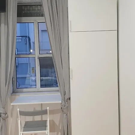 Quarto em Acomodações Particulares Antônio Pedro *