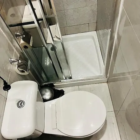 Quarto em Acomodações Particulares Antônio Pedro *