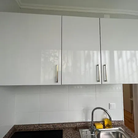 - Antonio Pedro * Lisboa