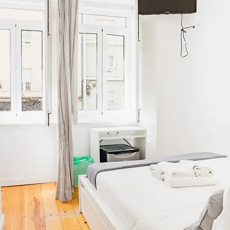 Antônio Pedro Quarto em Acomodações Particulares *