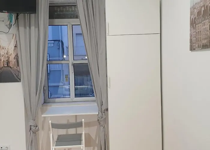 Δωμάτια σε οικογενειακή κατοικία - Antonio Pedro *