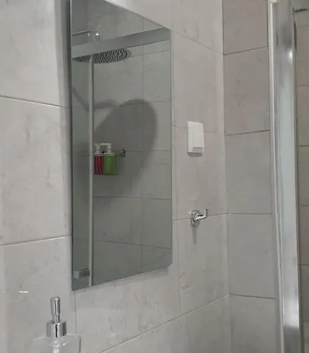 - Antonio Pedro * Lisboa