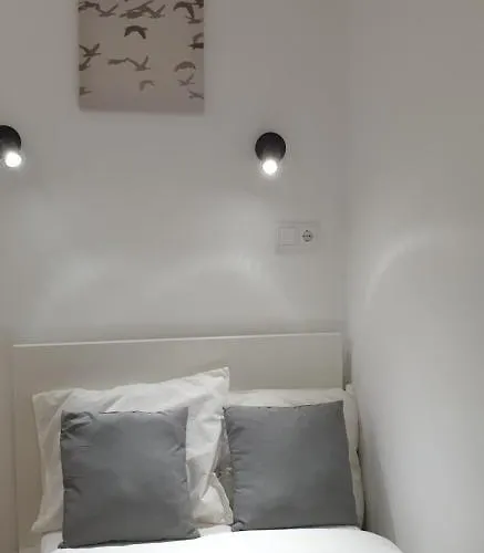 - Antonio Pedro Δωμάτια σε οικογενειακή κατοικία Lisboa