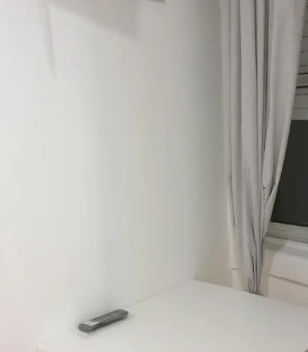 - Antonio Pedro Δωμάτια σε οικογενειακή κατοικία Lisboa