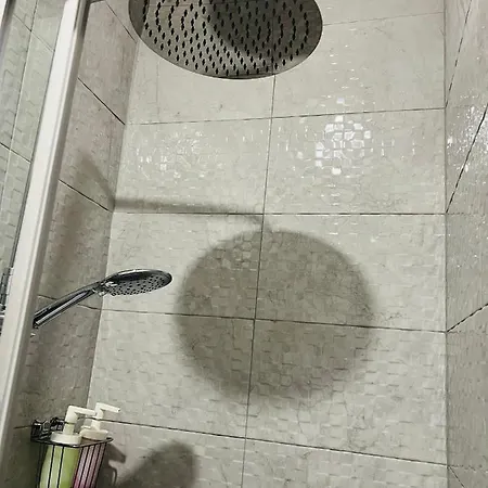 - Antonio Pedro * 리스본