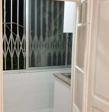 - Antonio Pedro ליסבון