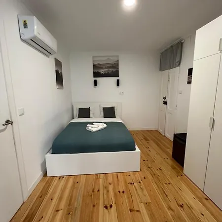 - Antonio Pedro ליסבון