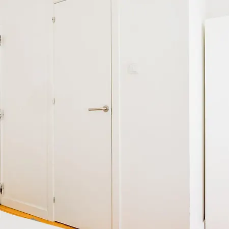 - Antonio Pedro ליסבון